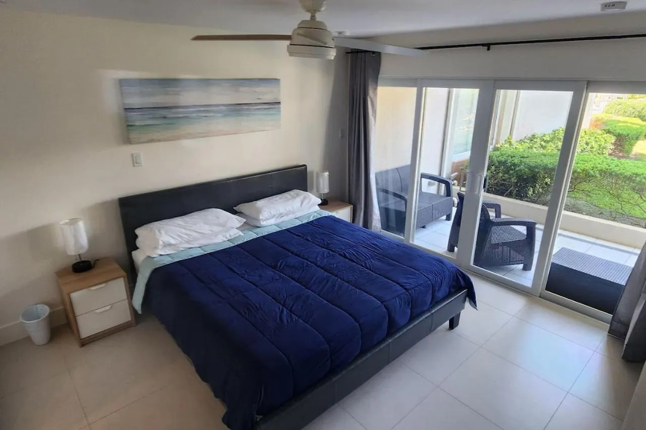 119 Condo Sunset Cove Ocean Pool Seven Mile Beach George Town Apartment